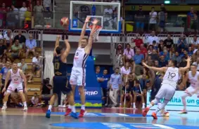 Latvijas basketbolisti sezonas pirmajā pārbaudes spēlē piekāpjas Itālijai