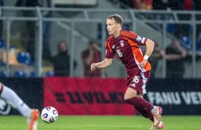 Latvijas izlases futbolists alvis jaunzems paraksta vēsturisku līgumu ar polijas ekstraklases klubu gdaņskas "lechia"