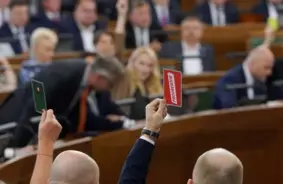 Mārtiņa Staķa Drosmīgais Aicinājums: "Progresīvie" Mērķē uz Premjera un Finanšu Ministra Krēsliem 2026. Gada Saeimas Vēlēšanās