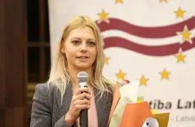 "Mēģinājums vājināt pilsonisko sabiedrību" – NVO vērtē ieceri likvidēt Integrācijas fondu