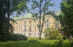 Mežotnes pils atvērta, bet tilts pār Lielupi joprojām kavē tūrisma plūsmu un iedzīvotāju dzīvi