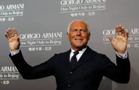 Miris modes gigants Džordžo Armani, elegances sinonīms