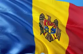 Moldova apsūdz Krieviju par centieniem nopirkt 300 000 balsu un sabotēt vēlēšanas
