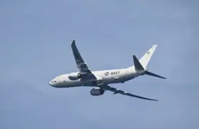 NATO sāk vērienīgas medības: Krievijas zemūdene provocē ASV aviācijas bāzes kuģi Norvēģijas jūrā