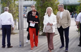 Nils Ušakovs un Miljonāre Nella Ušakova: Pārsteidzošā Radniecība, Kas Atklāj Jaunas Šķautnes