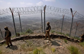Pakistānas robežas aizsardzība: 30 militanti krituši kaujā, eskalējas ģeopolitiskais saspīlējums
