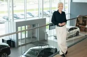 Pārdos Moller Auto dīleru ēkas Latvijā: Stratēģisks solis kapitāla atbrīvošanai un nākotnes investīcijām