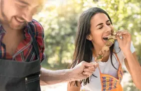 Pārsteidzošs Atklājums: Vasaras Apetīte un Grelīna Hormona Noslēpumi – Kas Patiesībā Ir Izsalcis?