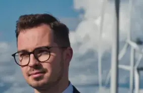 Pašvaldību pretestība draud apturēt Latvijas enerģētisko neatkarību: vēja mērķi apdraudēti