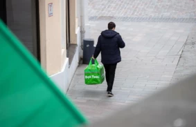Pazudis ēdiens, iztērēta nauda: latviešu cīņa ar "Bolt Food" par neatvestiem pasūtījumiem