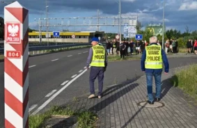 Polija nostiprina robežas: 5000 karavīru gatavi atbalstīt pārbaudes ar Vāciju un Lietuvu