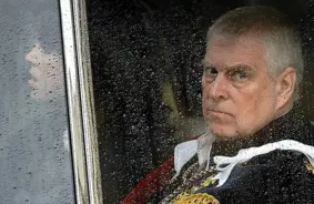 Princis Andrējs ieguvis jaunu uzvārdu: Mountbatens-Vindzors nu atbilst karaliskajām tradīcijām