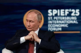 Putina šokējošais paziņojums Sanktpēterburgā: "Kur Krievu Karavīrs Sper Kāju, Tā Ir Mūsu Zeme" – Ko Tas Nozīmē Ukrainai un Pasaulei?