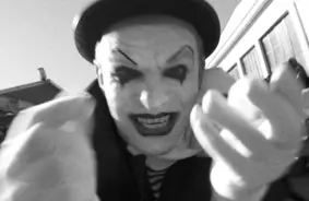 R.A.P. pirms gaidāmās koncerttūres iepriecina ar eksperimentālu singlu "Cirks"