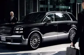 Revolucionāra Privātuma Inovācija: Toyota Century SUV 2026 Ievieš Sekunžu Ātrumā Maināmu Stiklu Tonējumu