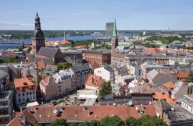 Rīga Atzīta par Eiropas Lētāko Pilsētu Īsajiem Ceļojumiem 2025. Gadā: Maciņam Draudzīgais Šarms Valda Pār Kontinentu