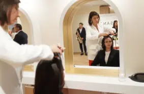 Rīgā atklāts premium franču skaistumkopšanas salons “Dessange” – Kannu kinofestivāla partneris ieved Baltijā Parīzes glamūru