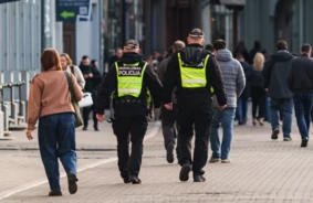 Rīga svētku ritmos: policija pastiprināti gādā par jaunatnes dziesmu un deju svētku drošību