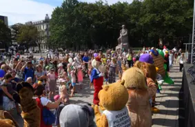 Rīga svin 824. dzimšanas dienu: plaša programma ar koncertiem, sportu un dīdžeju setiem