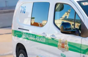 Rīgas Incidenta Sekas: Kad "Tējas Pīpēšana" Atklāj Jauniešu Atkarību un Bezatbildības Aizsardzības Mūri