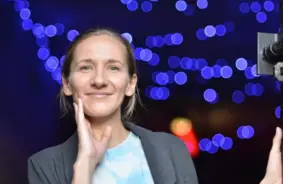 Rīgas "Skaņu mežs" dāvā Londonai unikālu skaņu un gaismas piedzīvojumu: Latvijas māksliniece Paula Vītola uz leģendārās "Cafe OTO" skatuves