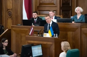 Rinkēvičs Par Valsts Pārvaldes Samazināšanu: Drosmīgi Lēmumi Budžeta Taupībai un Efektivitātei