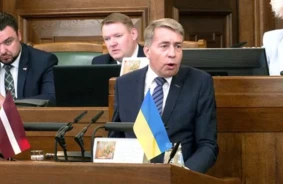 Saeimā Sākas Cīņa par Tautvaldību Dievnamu Jautājumā: Referendumi Lems Mošeju Likteni?