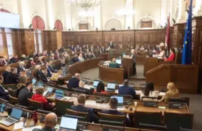 Saeima nolemj izstāties no Stambulas konvencijas, izraisot starptautisku rezonansi un plašas debates