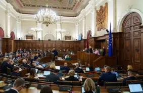 Saeima sāk skatīt 2026. gada budžetu: prioritāte drošībai un iedzīvotāju atbalstam
