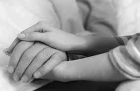Saldū Atklāts Šaušalīgs Noziedzīgs Akts: Vīrietis ar Lauztu Galvaskausu Pamests Liktņa Varā