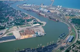 Satiksmes ministrija plāno likvidēt AS "Ventas osta": Beigas sāpīgai epizodei un jaunas cerības Ventspils ostai