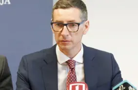 Satraucošs Signāls Ārvalstu Investoriem: "Bite Latvija" Asi Kritizē Valdības Lēmumu Pilnībā Izpirkt "Tet" un LMT Daļas