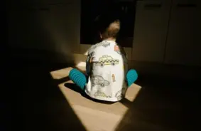 Šausmas Salaspilī: gadiem mocīts bērns un sistēmas vājie posmi