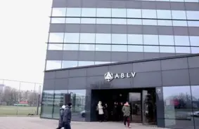 Senāta Vēsturiskais Lēmums: KNAB Jāatlīdzina ABLV Bankai Arestēto Līdzekļu Uzglabāšanas Izdevumi – Precedents Valsts Atbildībai