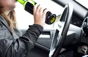 Sieviete Līvānu pusē vadījusi auto 2,8 promiļu reibumā ar trīs maziem bērniem