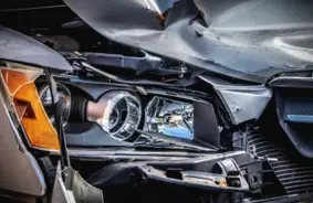 Smaga diennakts Latvijas ceļos: divi bojāgājušie un vairāki ievainotie