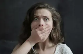 Sociālā inženierija: Kā telefonkrāpnieki manipulē ar prātiem un nezināšana var novest pie likumpārkāpumiem?