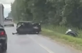 Šokējoša Autoavārija Uz Liepājas Šosejas: Automašīna Burtiski Pārrauta Uz Pusēm Aiz Lielupes Tilta