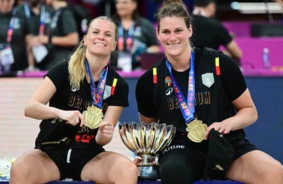 Šokējošs pavērsiens WNBA: Eiropas čempione atlaišana minūtes pirms nolaišanās rada sašutumu, bet ātri atver jaunas durvis