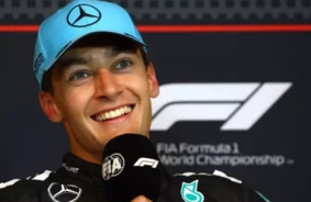 Sprādzienbīstamais F1 Pilotu Tirgus: „Aston Martin” Acis Met uz Džordžu Raselu Pirms 2026. Gada Revolūcijas