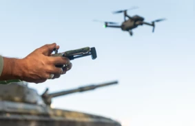 Spriedze pie robežas: 1,6 miljonu eiro vērtais Valsts robežsardzes dronu iepirkums nonācis zem lupas