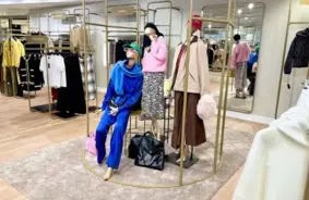 "Stockmann" sieviešu modes nodaļa piedzīvo krāšņas pārvērtības par 410 tūkstošiem eiro