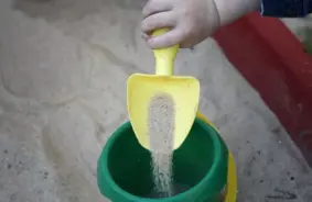 Streptokoka uzliesmojums Rīgas bērnudārzā: Vecāki sašutuši par šokējošu komunikācijas izgāšanos un zaudētu uzticību