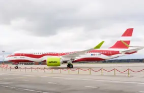 Svaigas vēsmas "airBaltic" padomē: Ruta Amtmane un "Lufthansa" pārstāvis Aleksandrs Feierzengers stājas amatā