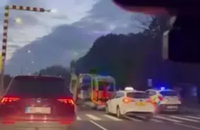 Traģēdija Lielirbes ielā: Gājēju pāreja Pārdaugavā izraisa satraukumu un pieprasa drošības uzlabojumus