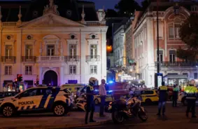 Traģēdija Lisabonā: Glória funikuliera katastrofā gājuši bojā 15 cilvēki, pilsēta sērās