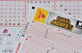 Tūkstošiem Norvēģijas “Eurojackpot” Spēlētāju Piedzīvo Sirdi Plosošu Vilšanos Pēc Viltus Laimesta Paziņojumiem — Izpilddirektore Atkāpjas