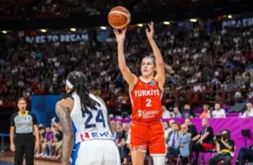 Turcijas Triumfs Atēnās Liek Raudāt Mājiniecēm, Francija Uzstāda 49 Gadu Rekordu EuroBasket Sievietēm