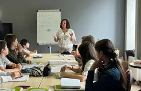 Ukraiņu skolēni Rēzeknē vasarā ceļ valodas tiltus uz jaunu nākotni Latvijā