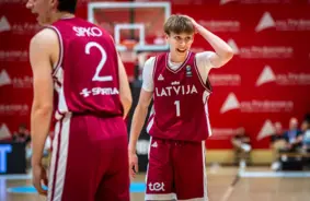 Valdis Valters juniors pārsteidz pasauli: FIBA izceļ spožo sniegumu uzvarā pār Lietuvu Eiropas U-18 čempionātā